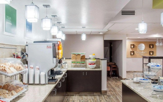 Holiday Inn Express & Suites Eden Prairie – Minneapolis by IHG