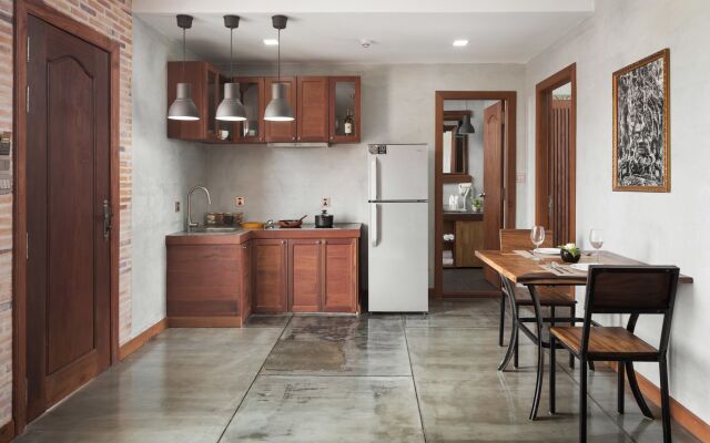 Cambana Residence