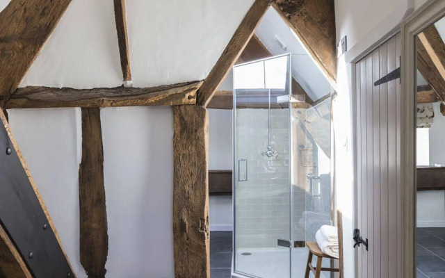 Tudor Farmhouse