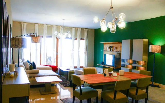 Stunning 3-bedroom Coastal Retreat