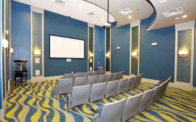 1520 FD 6BR Luxury Villa Pool Game Room