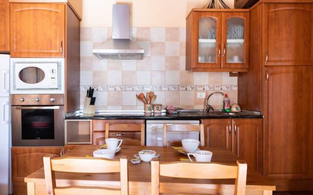 HomeLike Charming Rustic House El Pinar