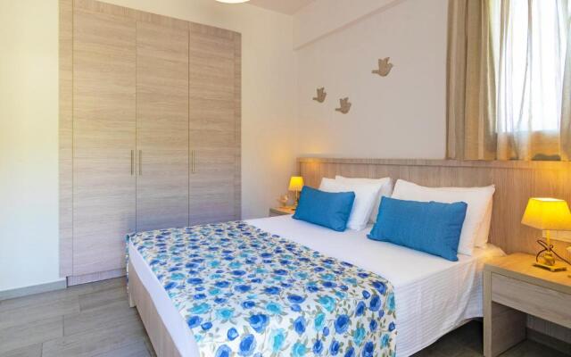 Evgoro Luxury Suites