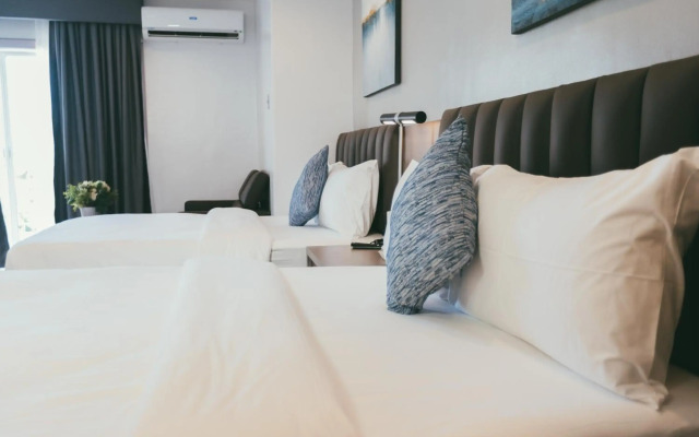 NS Royal Hotel