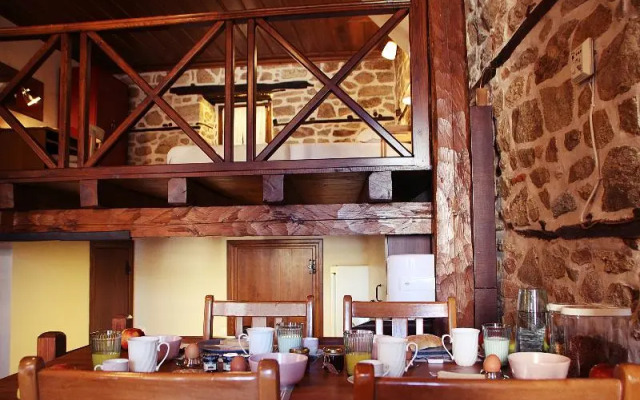 Aristotelis Guest Houses