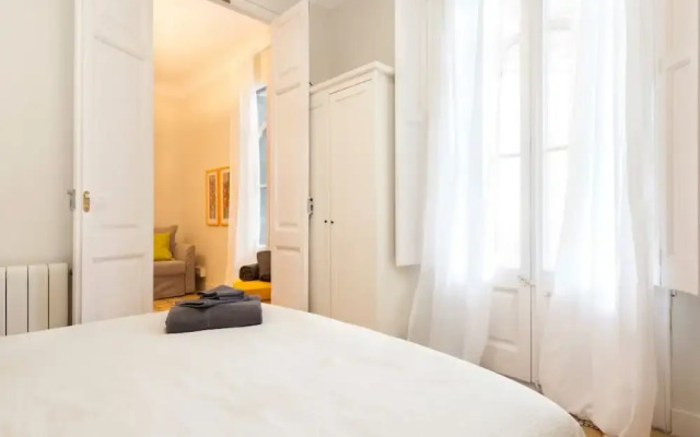 Centric Apartment Gaudi