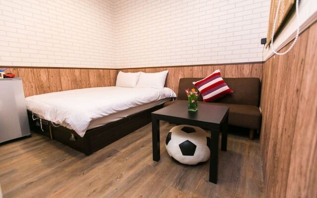 Taichung 213 corner homestay