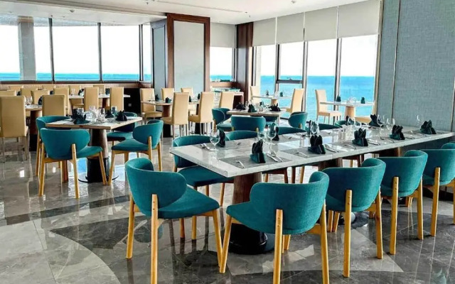 Apec Mandala Mui Ne Hotel Suites