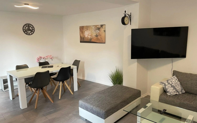Große moderne Ferienwohnung, ruhige Innenstadtlage