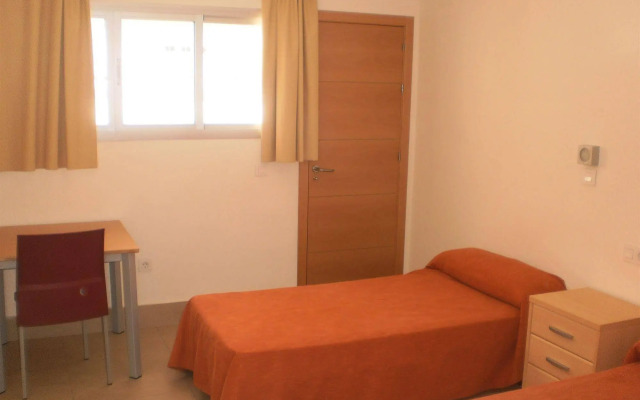 Albergue Inturjoven Sevilla - Hostel