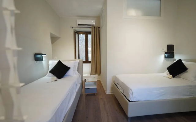 SOHO Piaggiarelle by Dasso