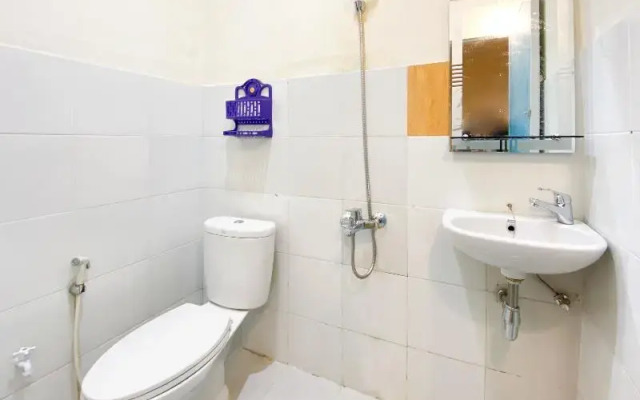 Falah Residence Syariah by OYO Rooms
