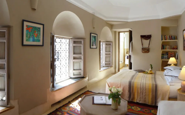 Magnificent Riad Beautiful Communal Swimming Pool - by Feelluxuryholidays