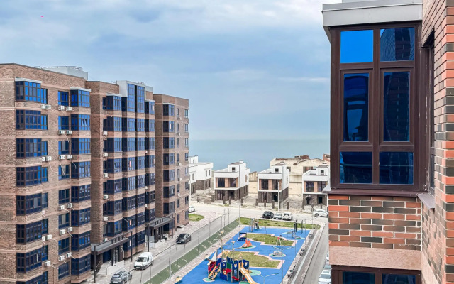 Orange Apart Высокий берег