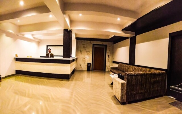 Seasons Hotel