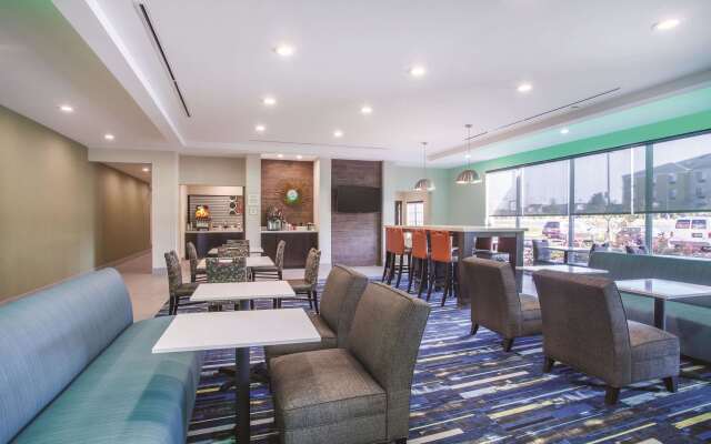 La Quinta Inn & Suites by Wyndham Cullman