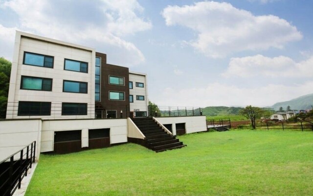 Villa M Pension