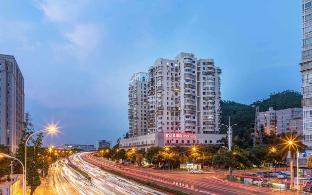 Ibis Xiamen Dongdu Cruise Center Hotel