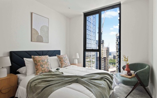 A 3BR With City Views Near Queen Victoria Market – Guest Rooms – Melbourne