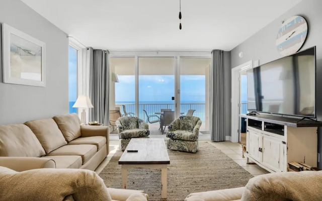 Majestic Beach Towers 2-909