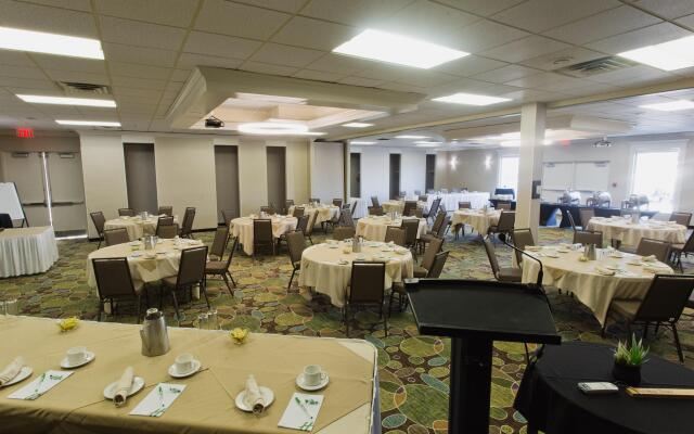 Holiday Inn Peterborough-Waterfront, ON, an IHG Hotel