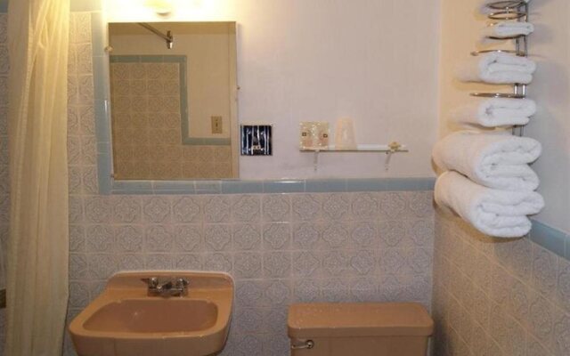 Seasons Inn Halifax