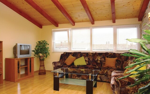 Beautiful Home in Pula With Wifi and 3 Bedrooms