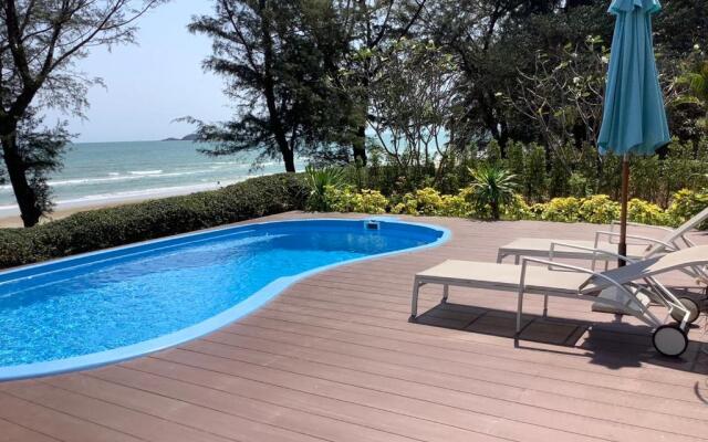 Seapine Beach Golf and Resort Hua Hin