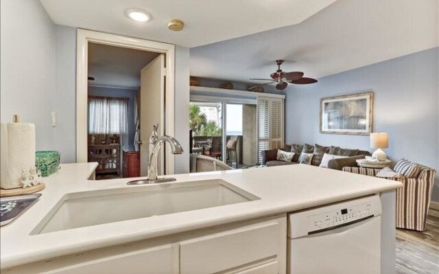 Sand Dollar Ocean View Condo With Salt Water Pool and Private Walkway to Beach by Redawning
