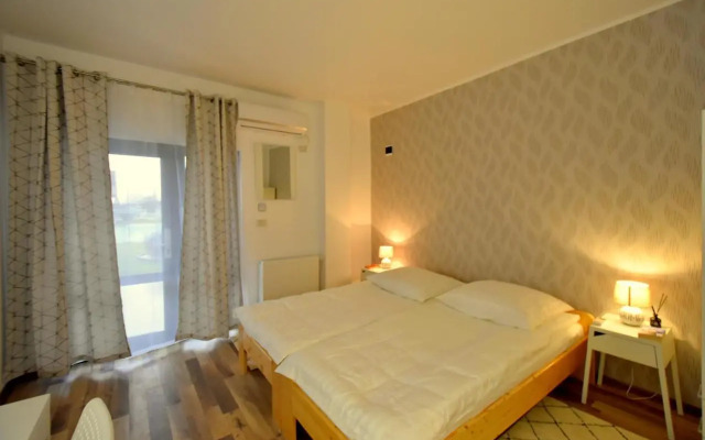 Neferprod Apartments - IS - CAM 02