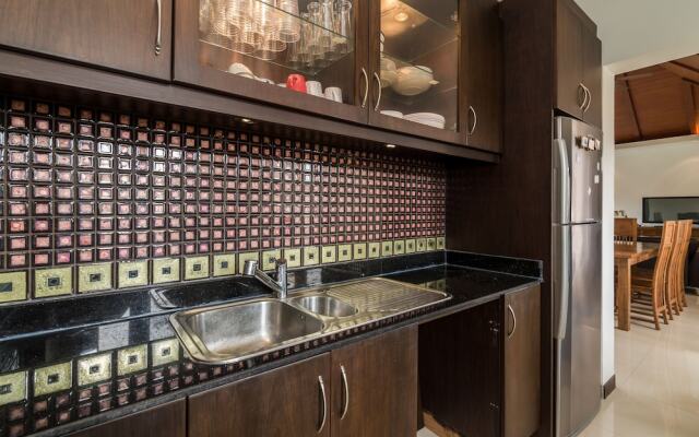 4 Bedroom Private Bali Style Villa HH1