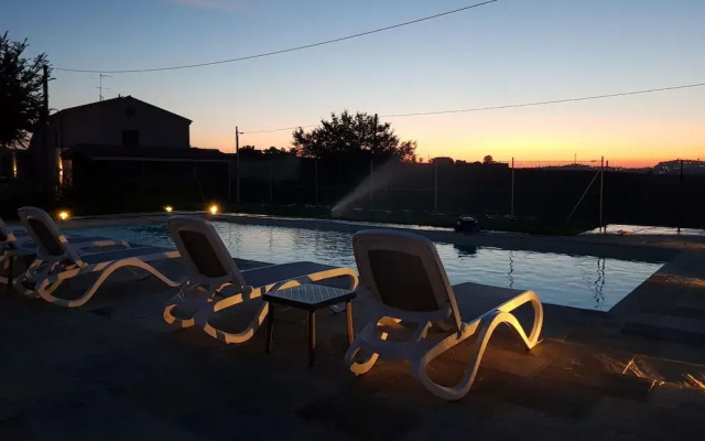 Bright Apartment in a Farmhouse With Swimming Pool