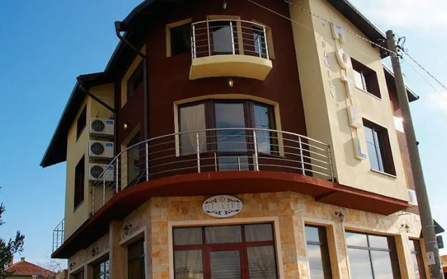 Hi-Life Family Hotel