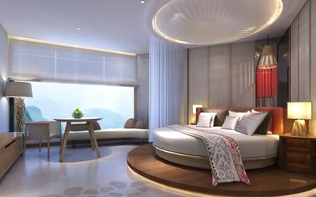 Qiliping Peninsula Hotel