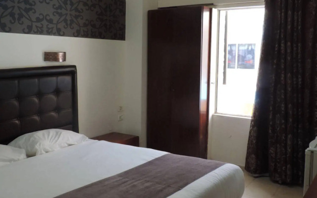 Maman Hotel