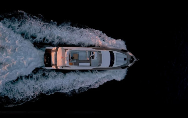 ESSOESS Boat - Five Star - Exclusive use