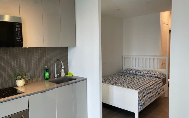 Waterfront York Suites