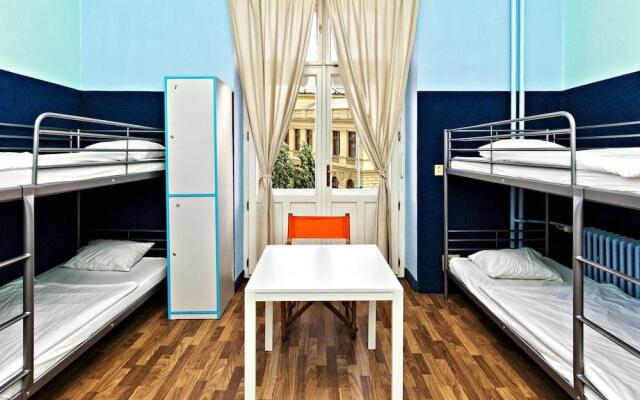 A Plus  Hostel