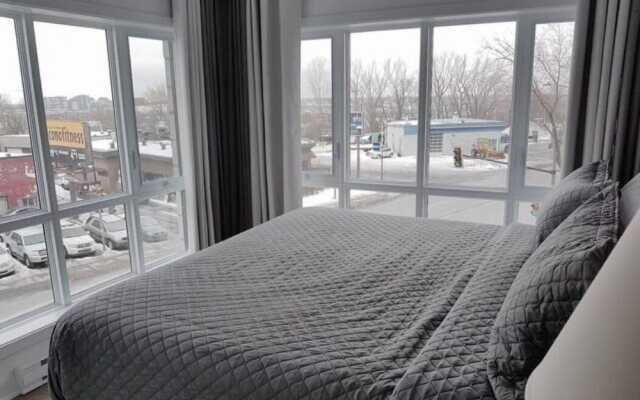 2001 Av. Beaconsfield