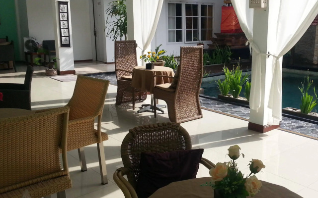 Dedy Beach Inn