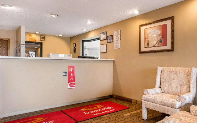 Econo Lodge Airport - Holland