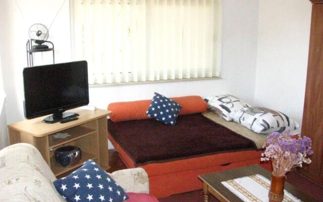 Waterfront Apartment Family Friendly, Ground Level