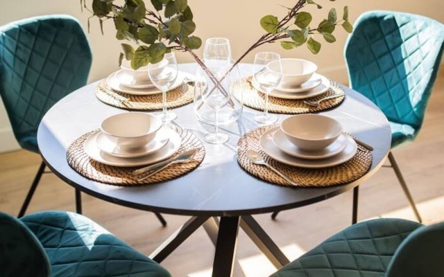 Serviced 1BR Apartments in Utrecht