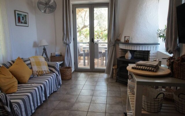 Semi Detached Stone House Great Location