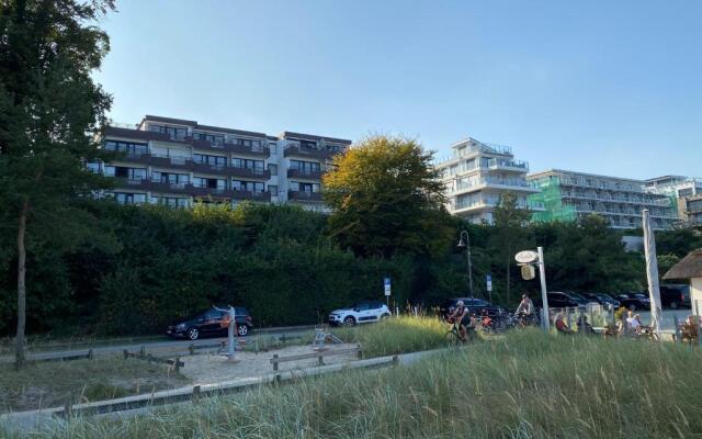 Studio-Apartment mit Panorama-Meerblick und direkter Strandlage in Scharbeutz