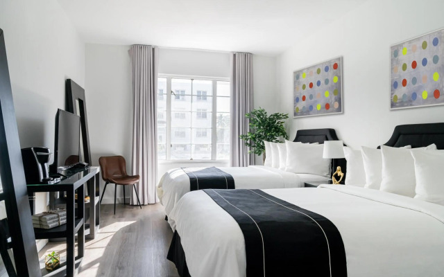 Essex House By Clevelander