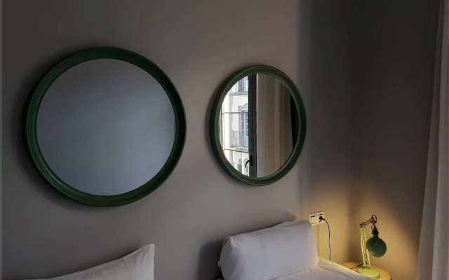 Del Parque Flats Central