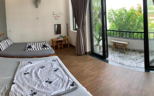 Xam House Hostel