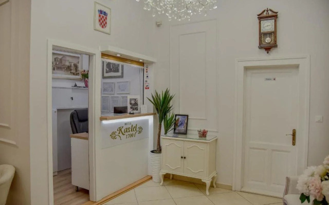 Hotel Kastel 1700