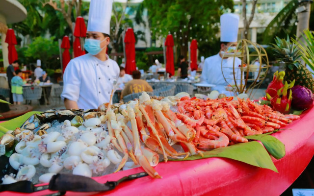 Ramada Plaza by Wyndham Sanya Bay